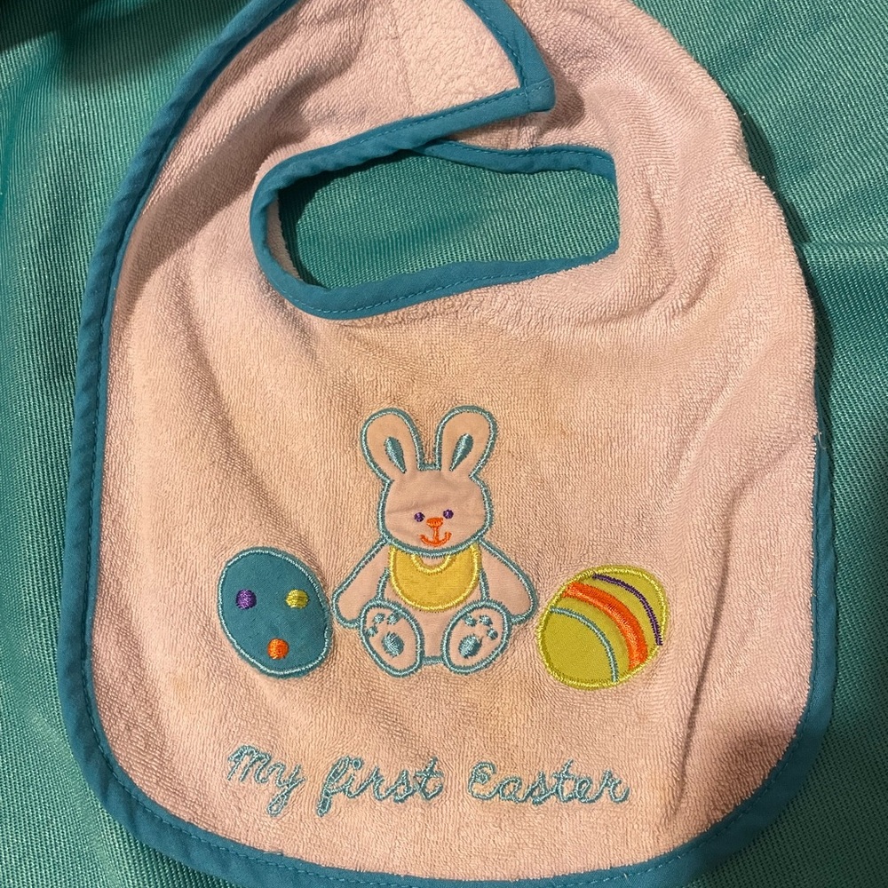 Girls Bibs - Picture 3 of 7